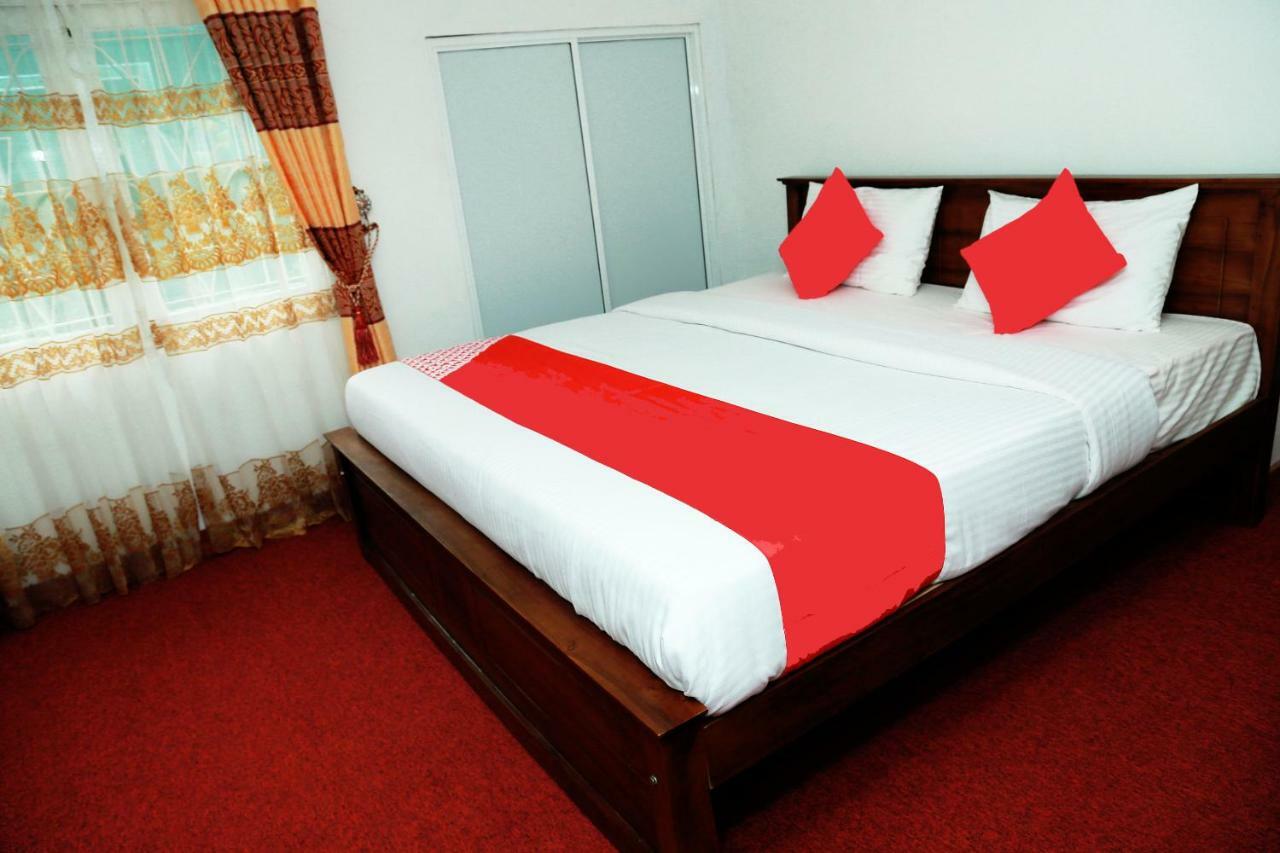 Oyo 238 Selva'S Guest House Nuwara Eliya Ngoại thất bức ảnh