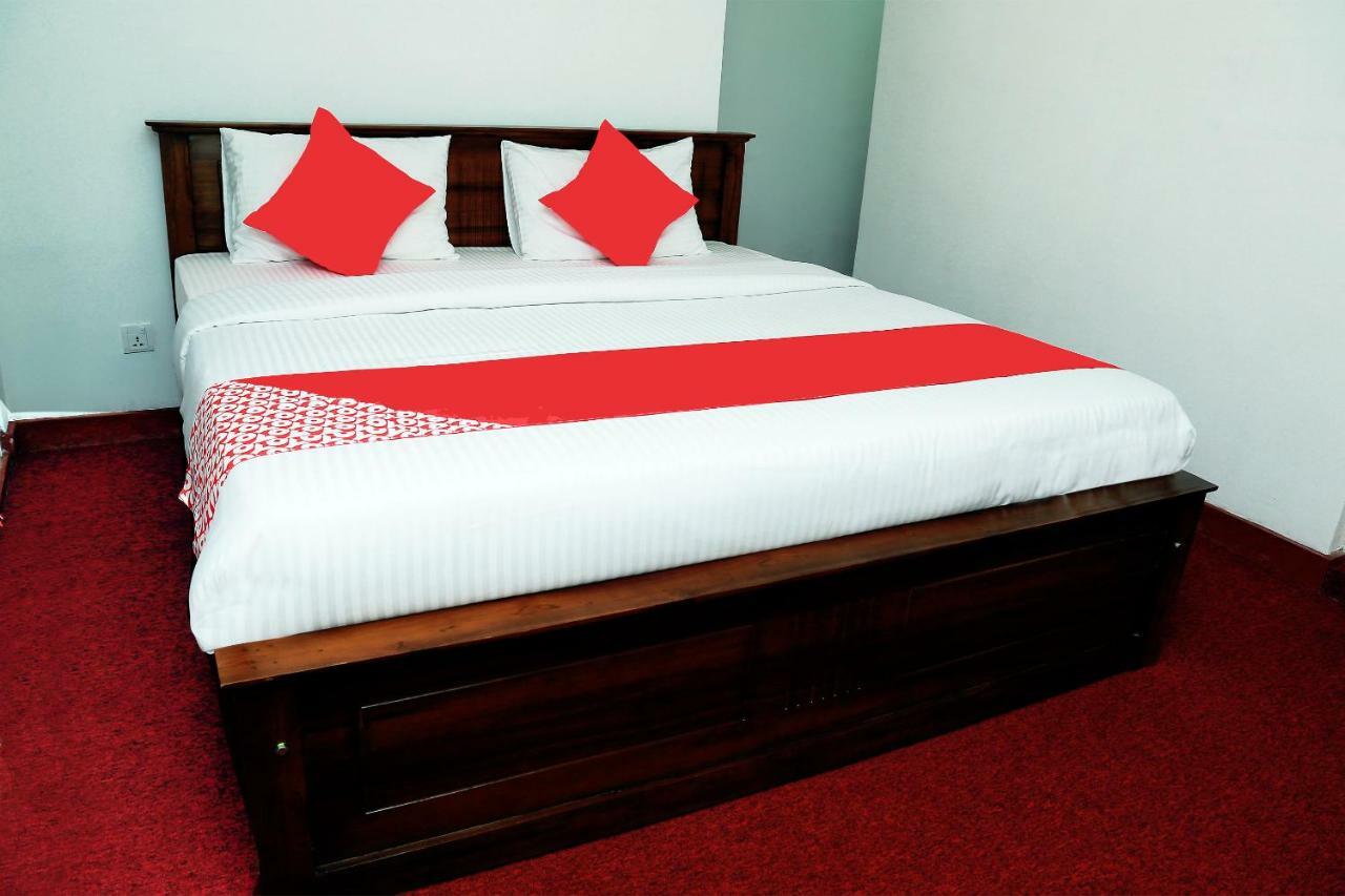 Oyo 238 Selva'S Guest House Nuwara Eliya Ngoại thất bức ảnh