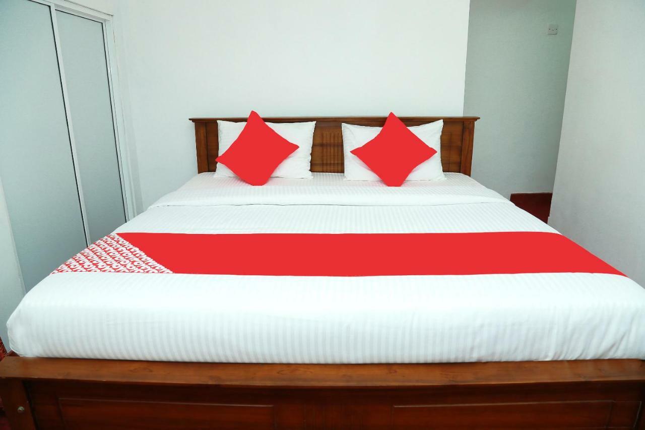 Oyo 238 Selva'S Guest House Nuwara Eliya Ngoại thất bức ảnh