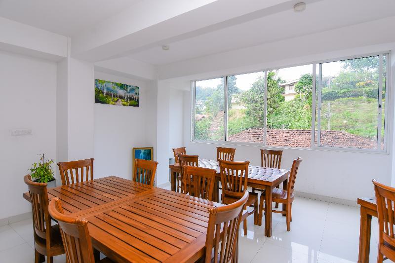 Oyo 238 Selva'S Guest House Nuwara Eliya Ngoại thất bức ảnh