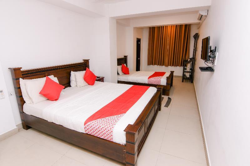 Oyo 238 Selva'S Guest House Nuwara Eliya Ngoại thất bức ảnh