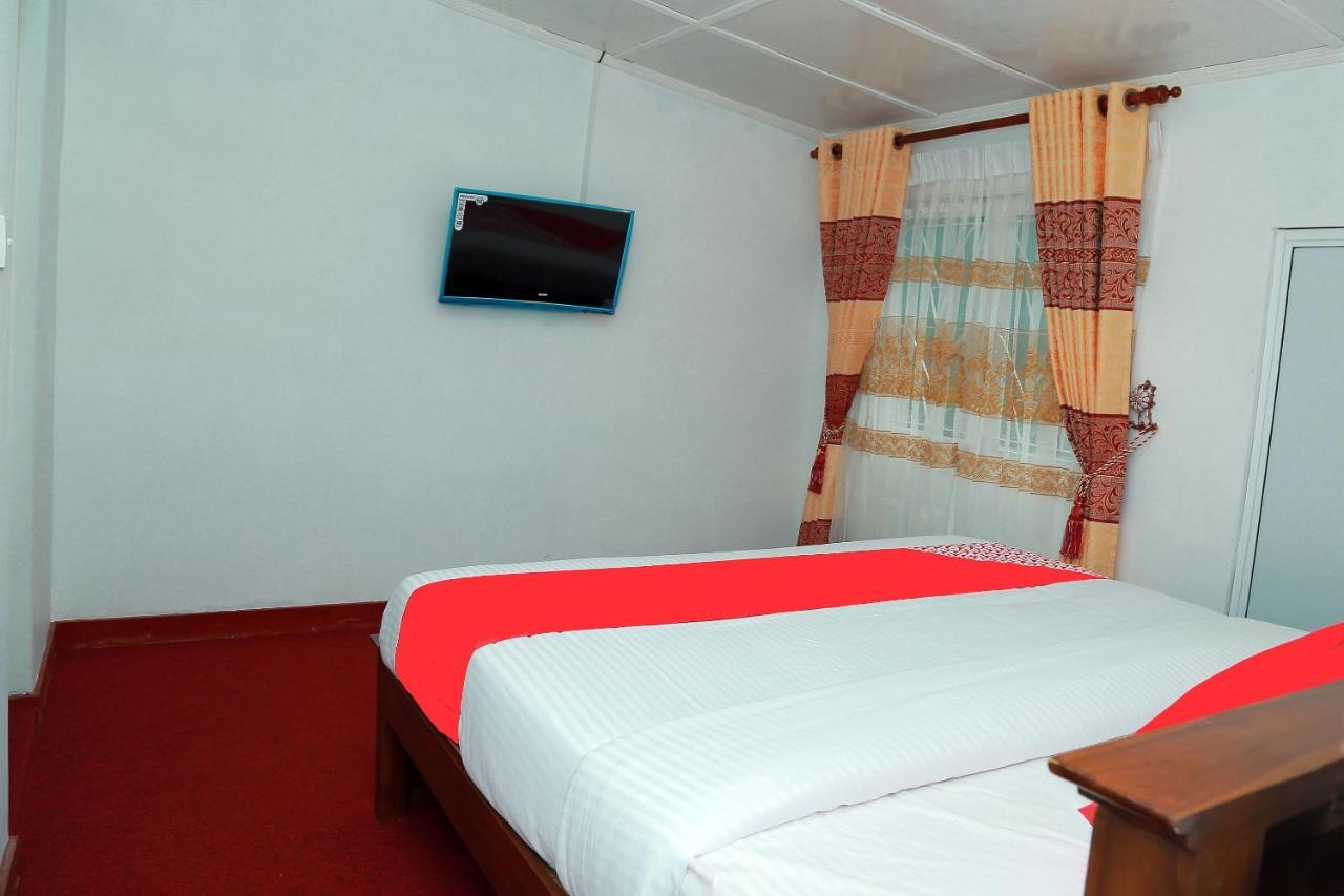 Oyo 238 Selva'S Guest House Nuwara Eliya Ngoại thất bức ảnh